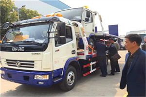 城中区汽车道路救援拖车价格